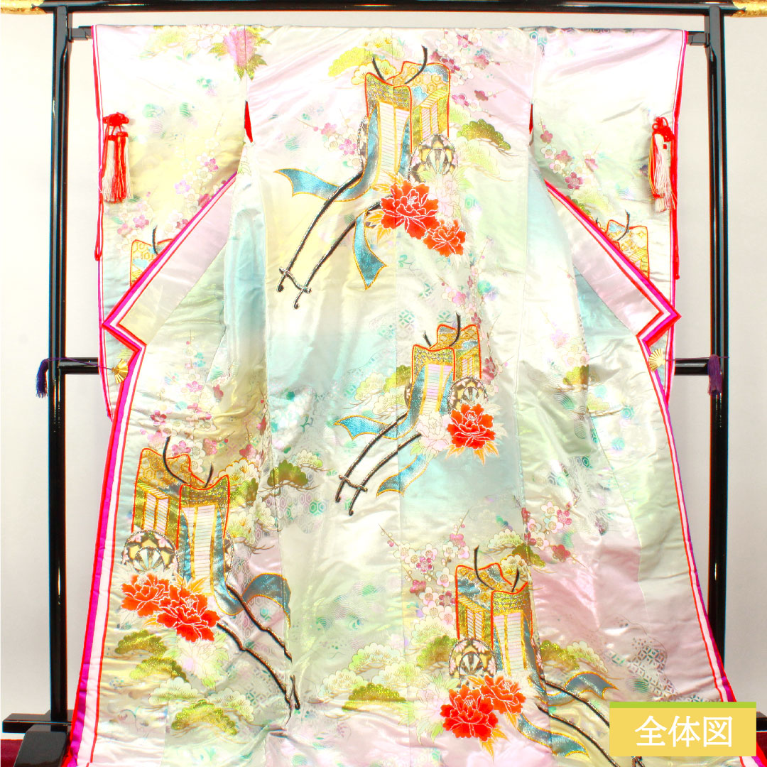 Colored uchikake, pure silk, length 190cm, sleeve length 66.5cm, gold leaf finish, Karaori, auspicious motif, Imperial carriage, S rank, lined, gradation style, 1110000882999