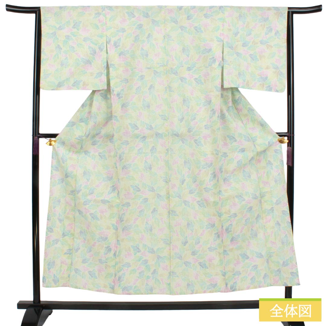 夏物 ポリ70%・毛30% 小紋 Sランク 身丈151.5cm 裄丈64cm 薄緑色(うすみどりいろ) 草葉模様 紗 緑系 1132007142219
