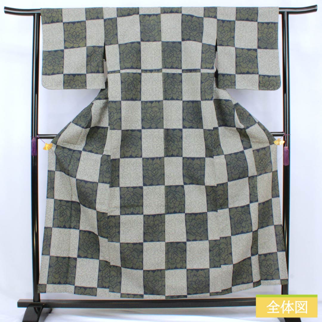 紬 正絹 Sランク 身丈159cm 裄丈63cm 灰色(はいいろ) 紺色(こんいろ) 市松 抽象模様 単衣 グレー系 1116004682322