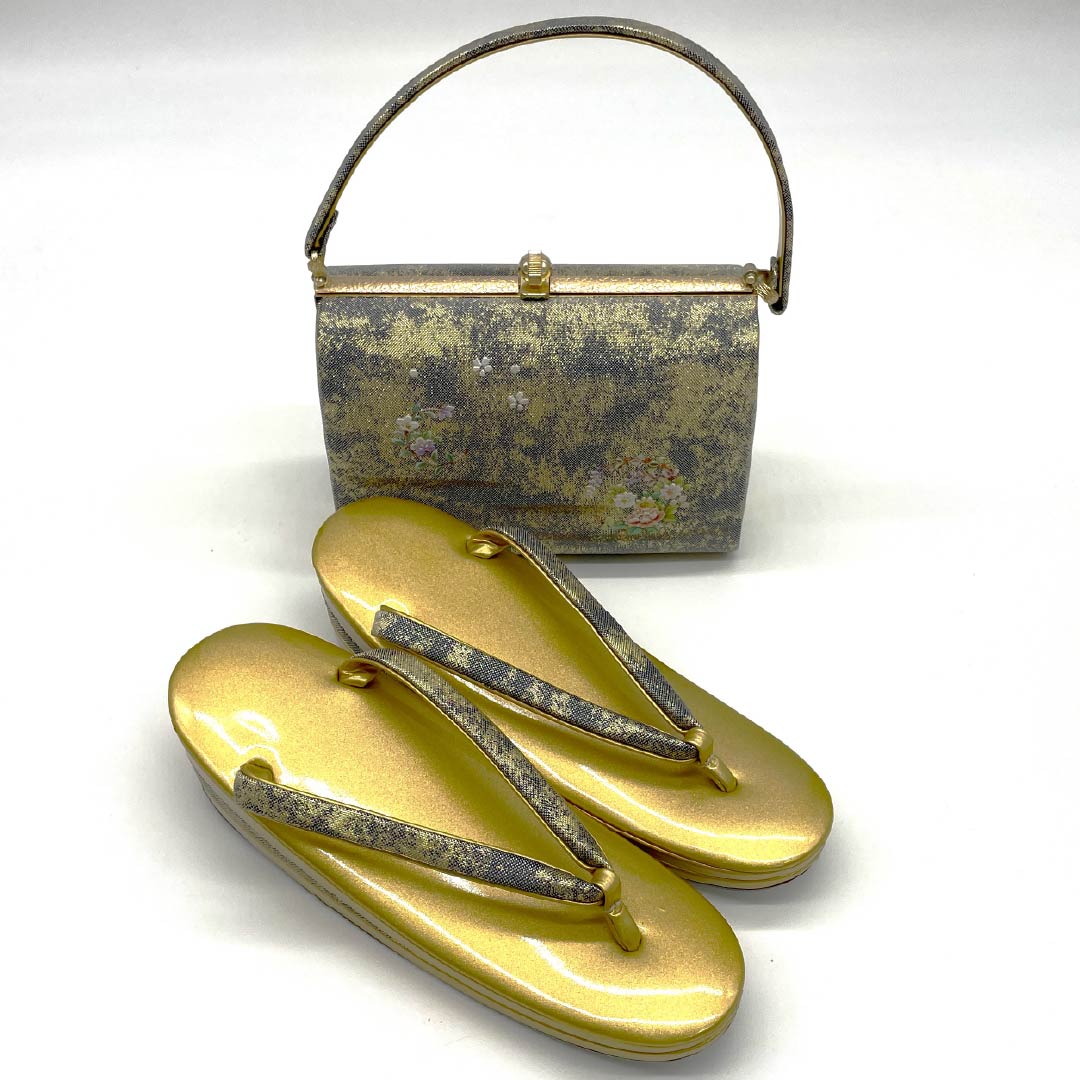 (新古品)草履バックセット フォーマル 金色(きんいろ) 未使用品 四季の花 花柄 Mサイズ 金系 Sランク 1133000172321