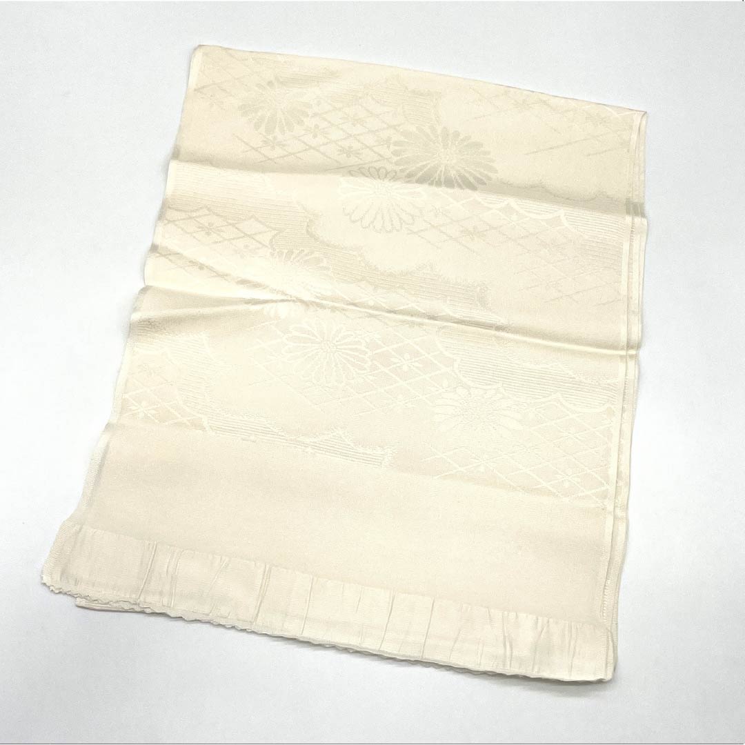 帯揚げ 正絹 Sランク セミフォーマル 乳白色(にゅうはくしょく) 菊 古典柄 長さ約160cm 幅約29cm 白系 1136002112911