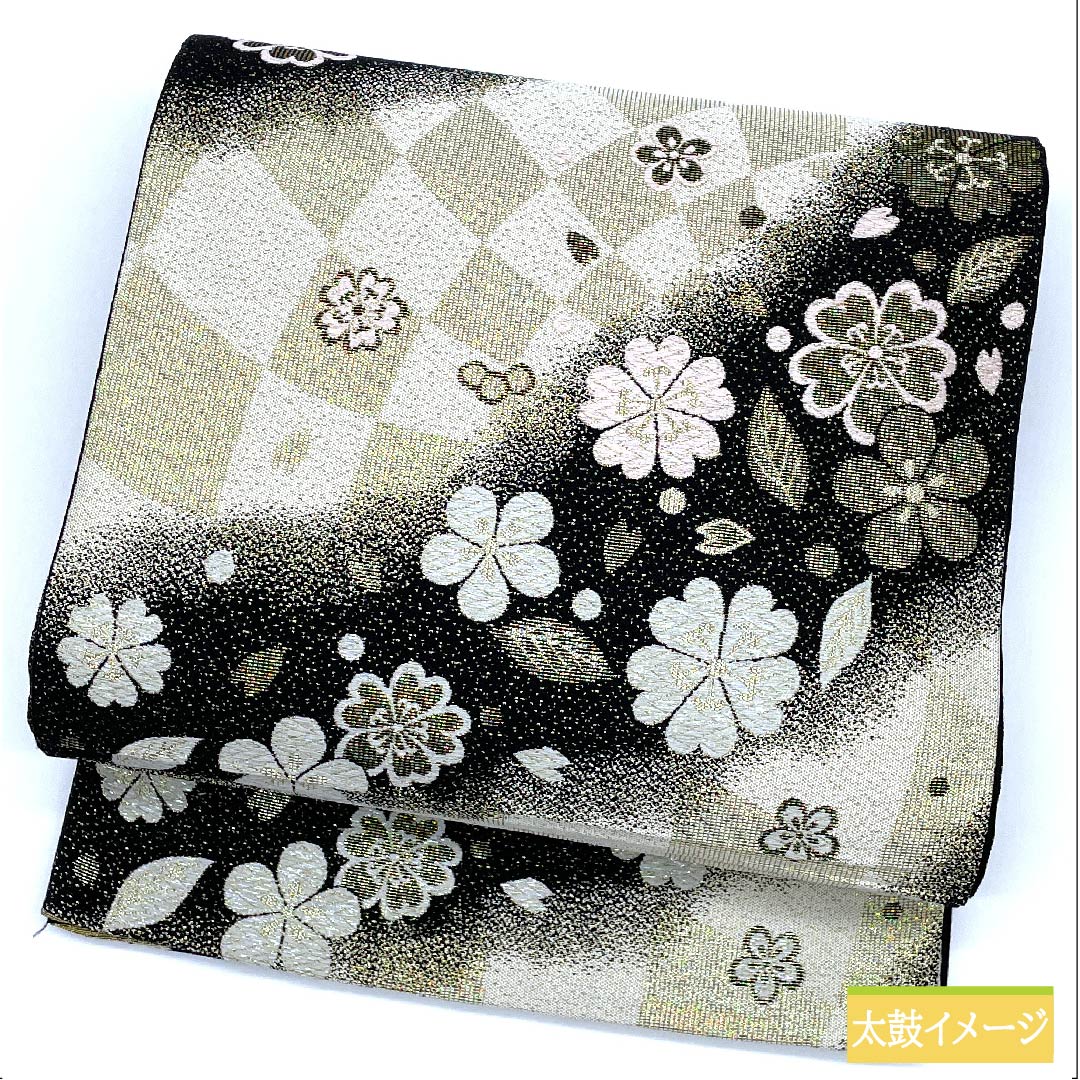 袋帯 正絹 胡粉色(ごふんいろ) 桜 梅 変わり市松 帯丈436cm Sランク 六通 フォーマル 白系 1123011492311