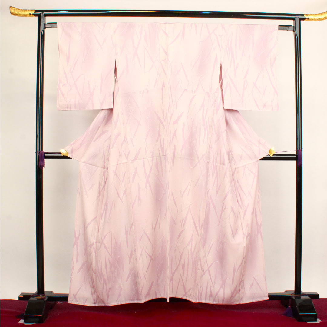 夏物 正絹 小紋 身丈159cm 裄丈62.5cm 桜色(さくらいろ) 抽象模様 しつけ糸付き 未使用品 絽 Aランク ピンク系 1132000533313