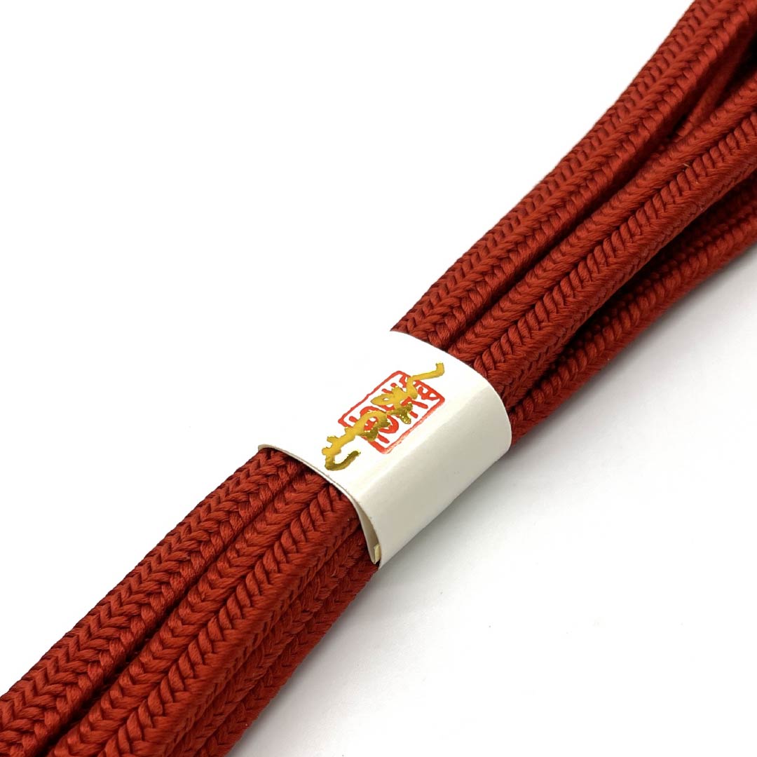 (New old stock) Obijime (belt sash) Pure silk Raw crimson (shoenjiiro) Crown set New old stock Length approx. 164cm Width approx. 1cm Semi-formal NEW rank Brown 1135003771314