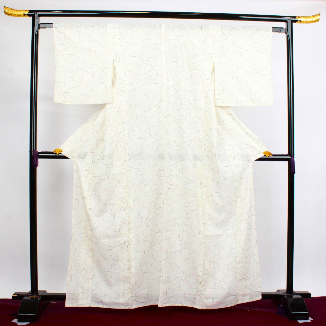 夏物 ポリエステル 小紋 身丈163.5cm 裄丈63.5cm 胡粉色(ごふんいろ) いちょうの葉 絽 Bランク 白系 1132000334411