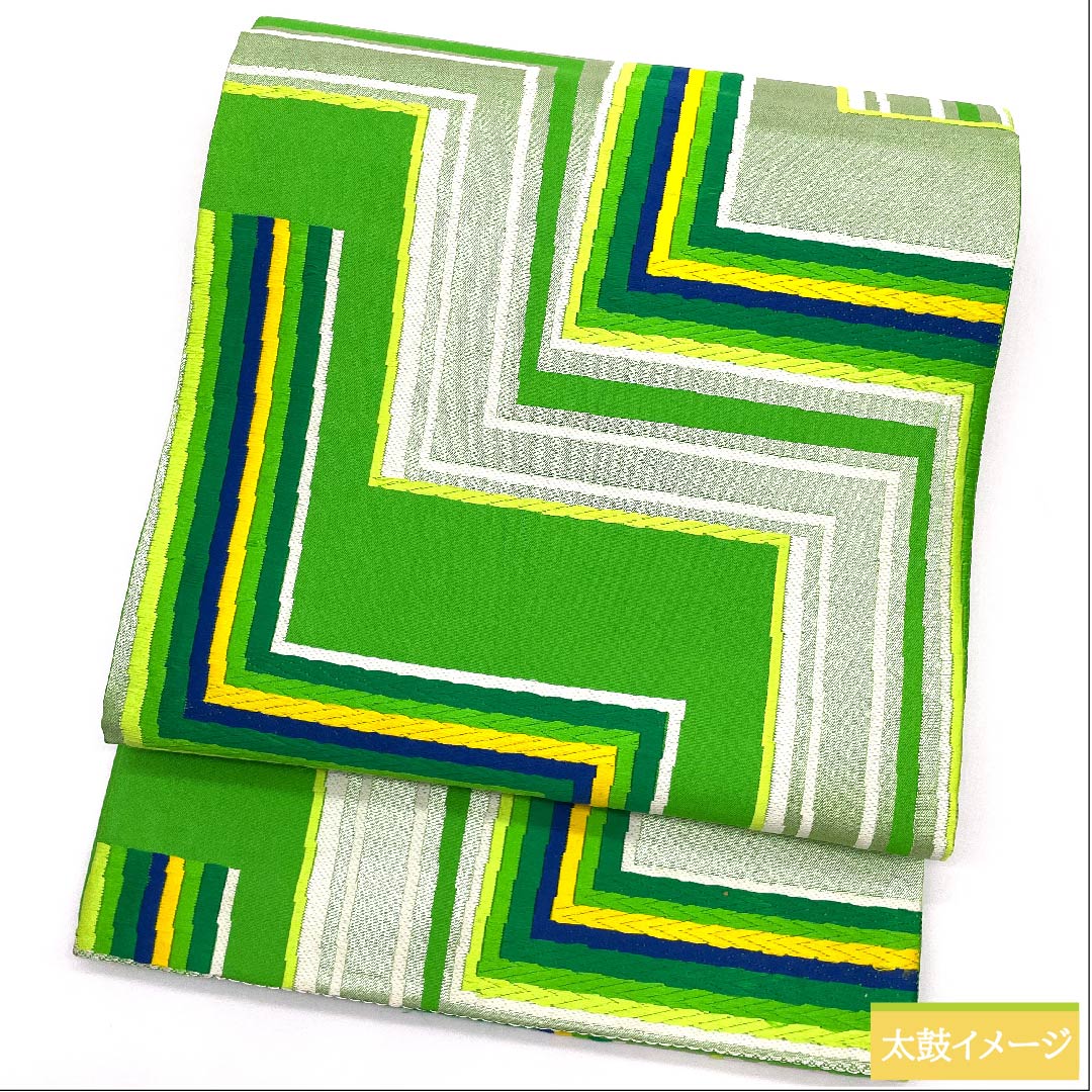 袋帯 黄緑色(きみどりいろ) 幾何学模様 帯丈418cm 正絹 Aランク 六通 フォーマル 緑系 1123010043319