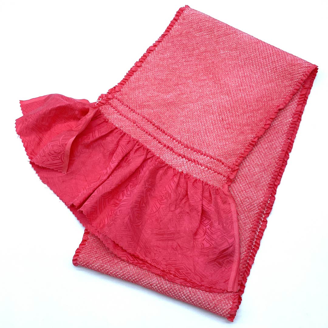 帯揚げ 正絹 フォーマル 莟紅梅色(つぼみこうばいいろ) 振袖用 鹿の子絞り 長さ約136cm 幅約19cm Sランク 赤系 1136000902912