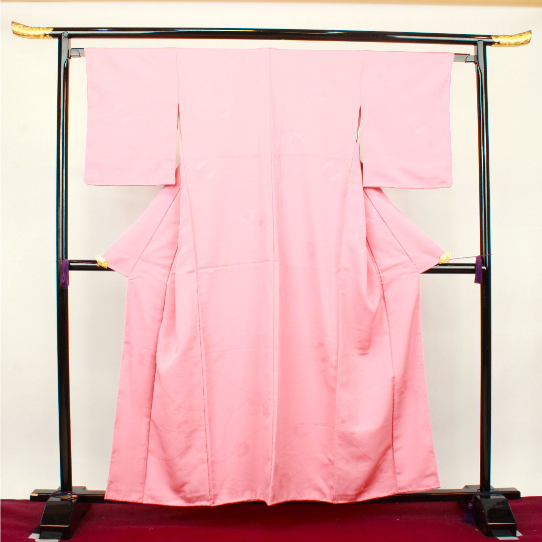 色無地 ポリエステル 長春色 洗える着物 身丈158cm 裄丈65cm 袷 Sランク ピンク系 1114000802313