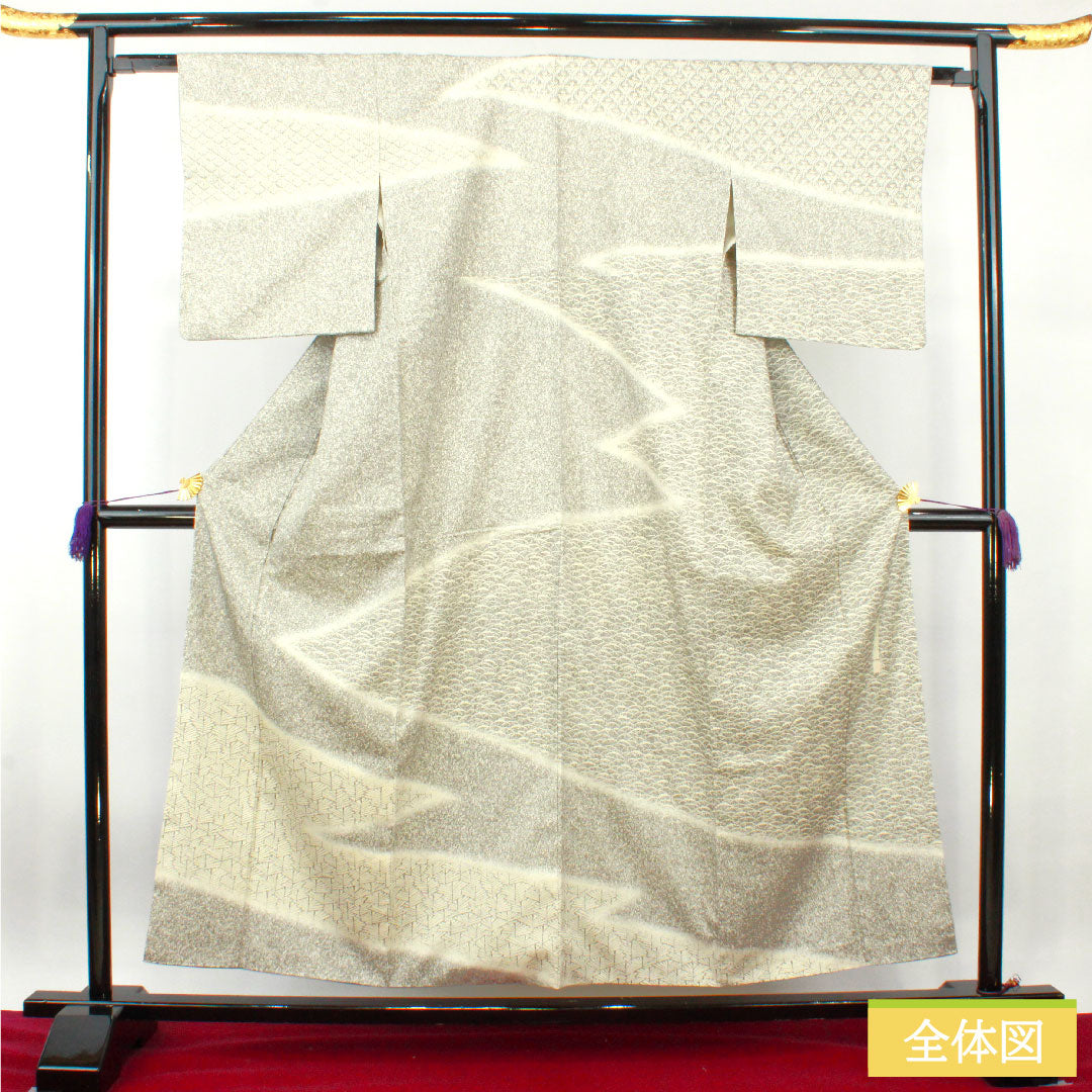 訪問着 正絹 袷 身丈158.5cm 裄丈62cm 絹鼠色 川村久太郎 タタキ染 紬地 抽象模様 Sランク グレー系 1112003842322