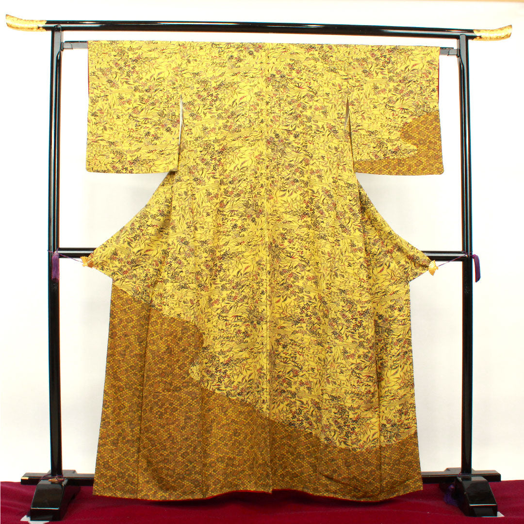 訪問着 正絹 袷 身丈161cm 裄丈64cm 白橡色 型染 草花模様 Bランク 黄系 1112002934423