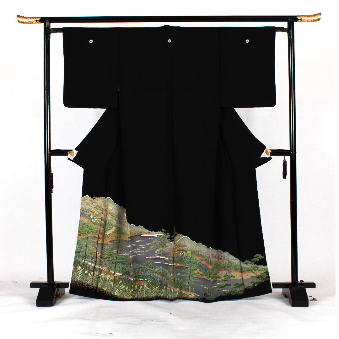 黒留袖 身丈165.5cm 裄丈65cm 袷 風景模様 下がり藤に三ツ割銀杏 正絹 Sランク 五つ紋 黒系 1111000262510