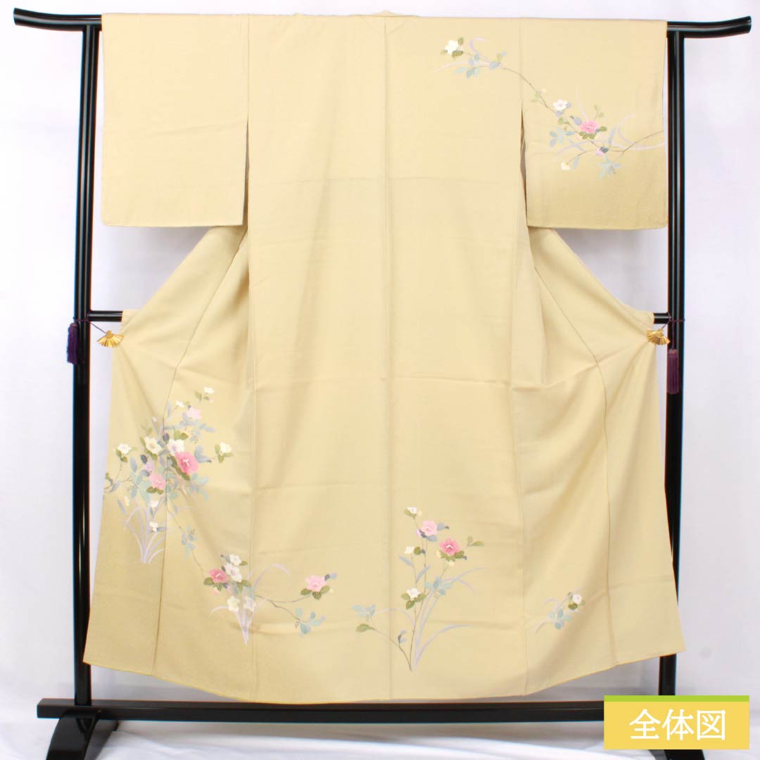 Visiting Kimono, Pure Silk, S Rank, Lined, Length 152.5cm, Sleeve Length 63cm, Light Egg-Colored, Kyoto Yuzen Pattern, Floral and Grass Design, Yellow, Product Number: 1112007182223