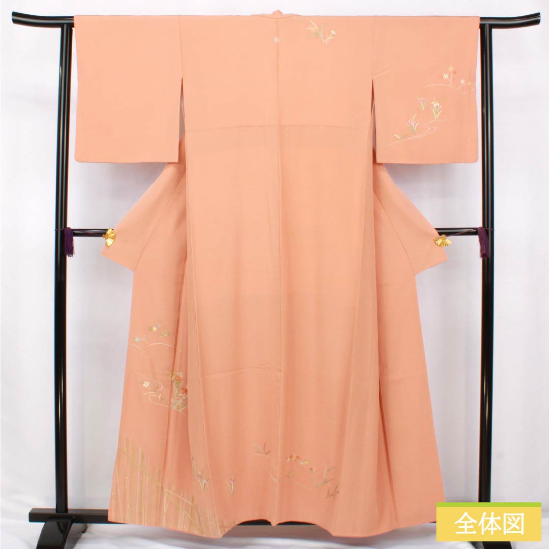 訪問着 正絹 Sランク 袷 身丈157.5cm 裄丈63cm 鮭色(さけいろ) 丸に蔦 付下げ 一つ紋 刺繍 草花 ピンク系 1112006332313