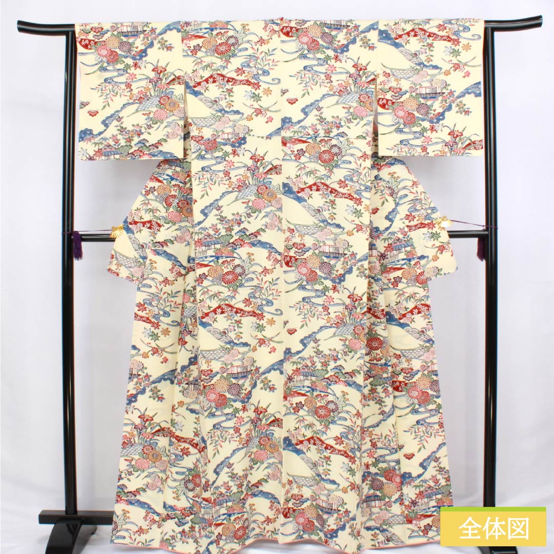 Komon (small pattern) kimono, pure silk, length 164cm, sleeve length 63.5cm, lined, light egg-colored (usutamagoiro) stencil-dyed, Chayatsuji, tsumugi fabric, S rank, cream, product number 1115006172415
