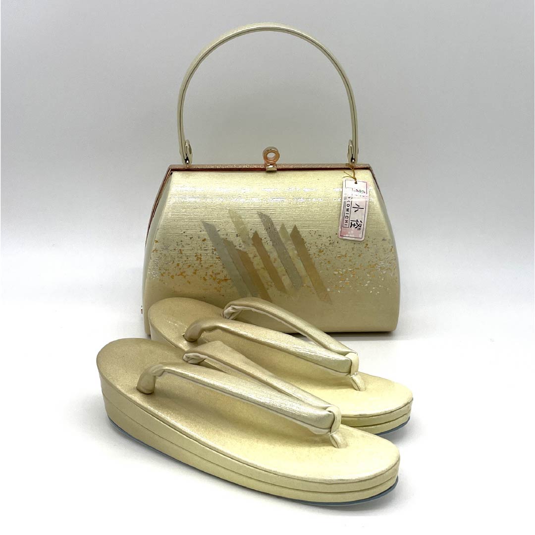 リサイクル着物】（新古品）草履バッグセット フォーマル Aランク 螺鈿