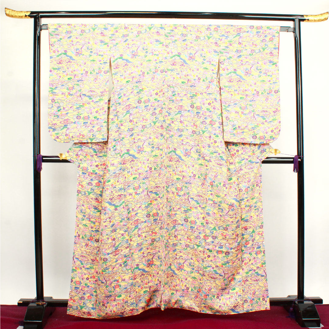 小紋 身丈161.5cm 裄丈65cm 袷 しつけ糸付き 未使用品 薄柑子色 型染 吉祥文様 正絹 Sランク 黄系 1115003392423