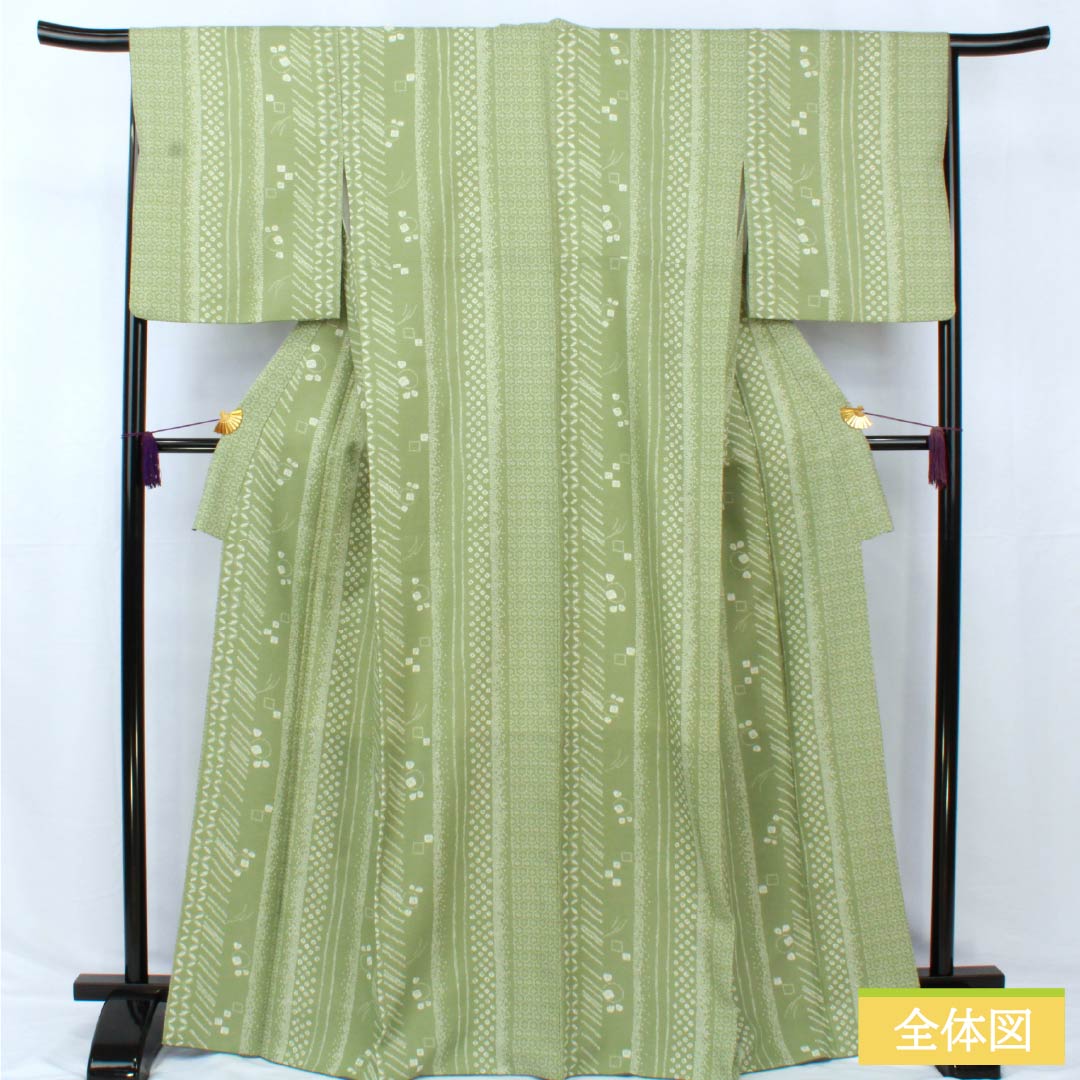 小紋 ポリエステル 身丈167.5cm 裄丈67cm 袷 山鳩色(やまばといろ) 洗える着物 絞り風 Sランク 緑系 1115005132519