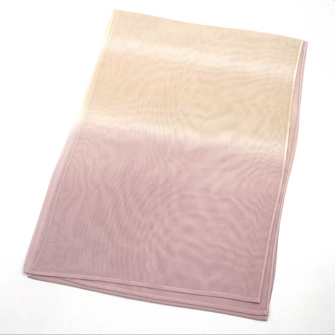 (新古品)帯揚げ 正絹 NEWランク セミフォーマル 退紅色(あらそめいろ) 薄卵色(うすたまごいろ) グラデーション 夏物 長さ約180cm 幅約29.5cm ピンク系 1136002161913