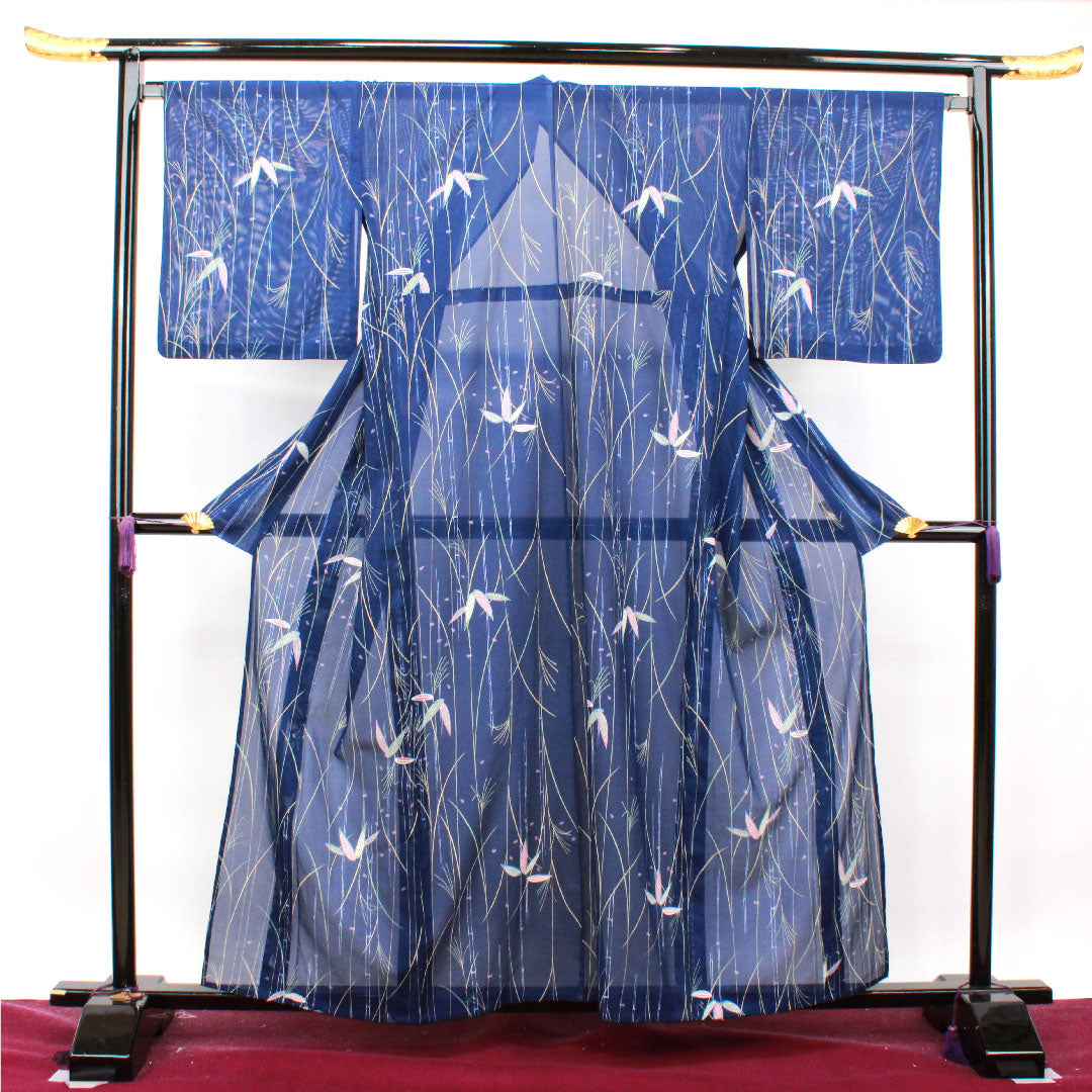 夏物 ポリエステル 小紋 身丈160cm 裄丈67cm 紺桔梗色(こんききょういろ) 竹 洗える着物 絽 Sランク 紺系 1132001442418