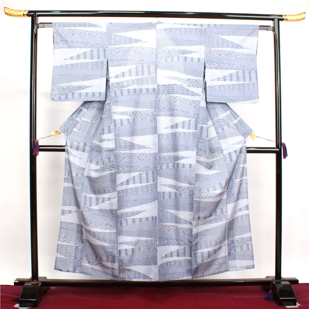 Summer kimono, polyester, komon, length 155.5cm, sleeve length 61.5cm, washable kimono, Edo komon, stencil dyeing, with basting thread, silk, A rank, gray, 1132000453322