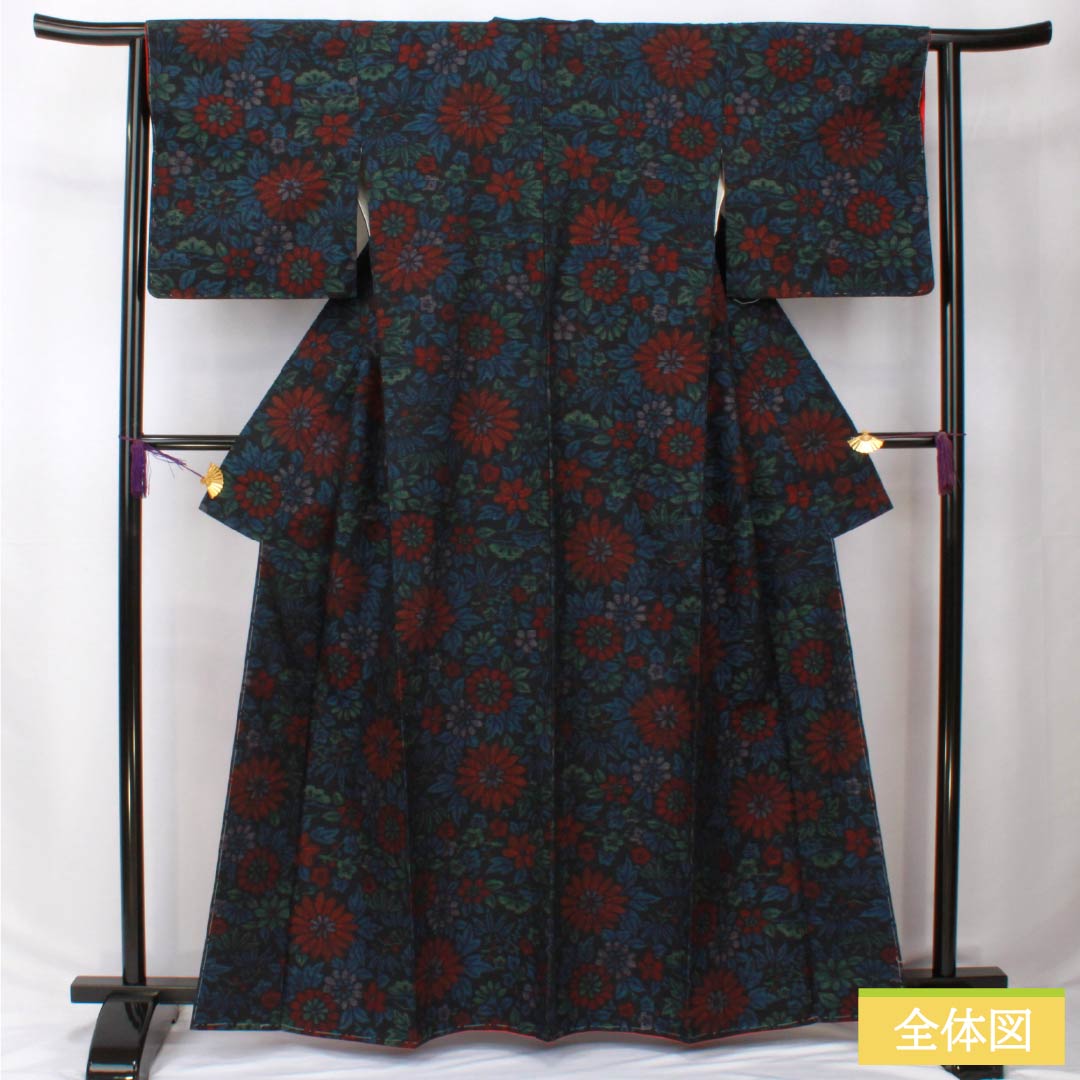 紬 正絹 Sランク 身丈162.5cm 裄丈63cm 檳榔子黒色(びんろうじぐろいろ) 真綿紬 総花 しつけ糸付き 袷 黒系 1116004122410