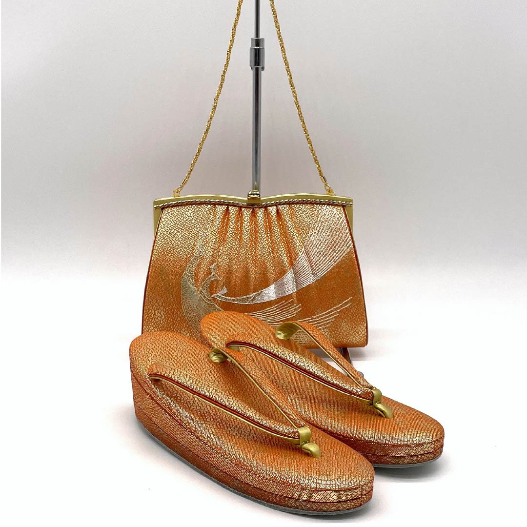 (新古品)草履バッグセット フォーマル Aランク 鉛丹色(えんたんいろ) 2way 佐賀錦 Mサイズ 橙系 1133000253326