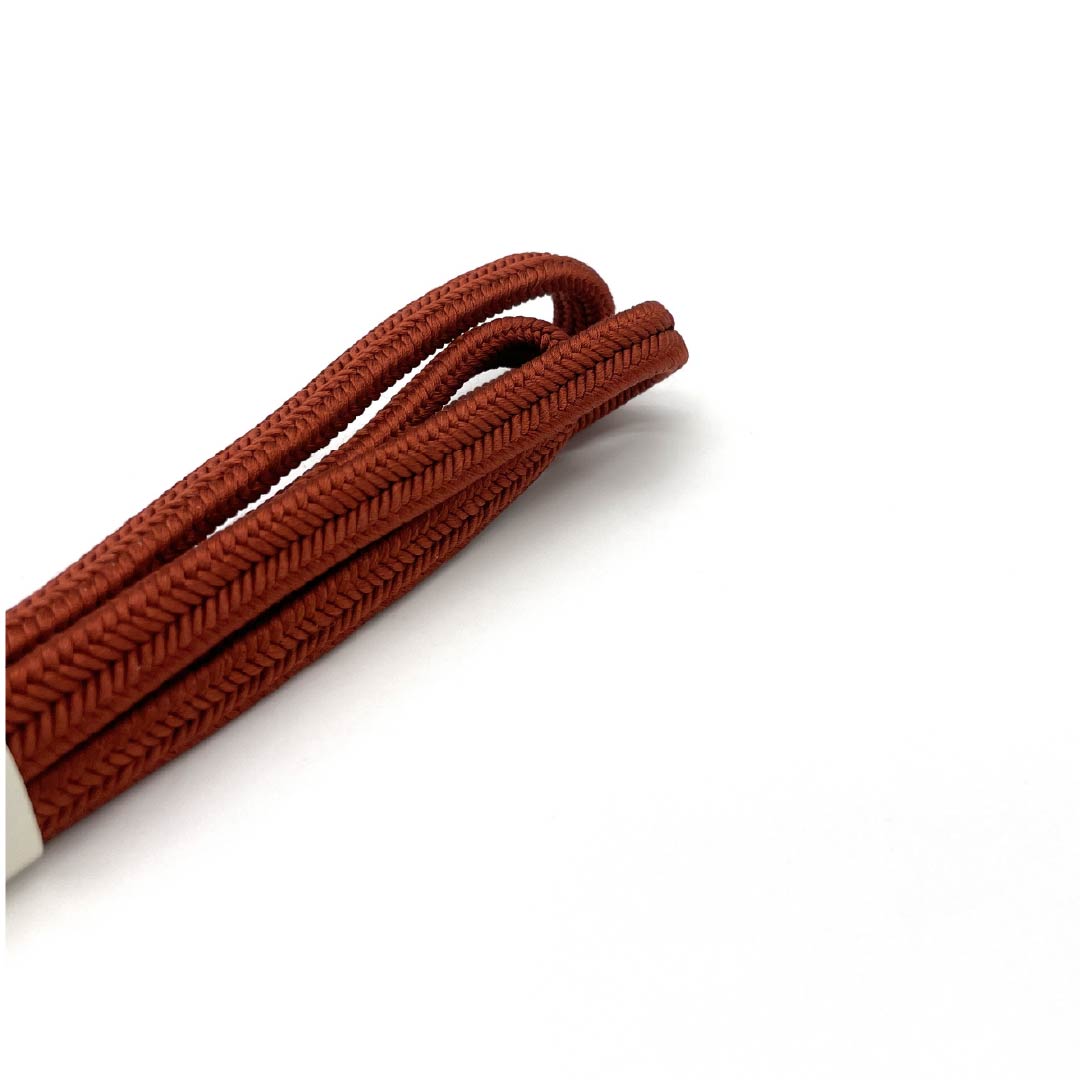 (New old stock) Obijime (belt sash) Pure silk, copper-colored (shakudo-iro) Crown set New old stock Length approx. 162cm Width approx. 1cm Semi-formal NEW rank Brown 1135003591314