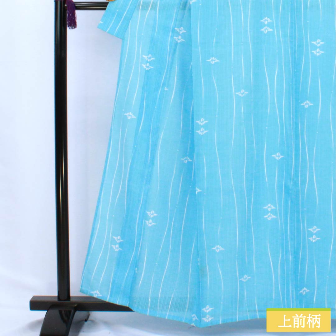 夏物 ポリエステル 小紋 身丈161cm 裄丈68cm 浅藍色(うすらんいろ) 竪絽 縞 鶴 絽 Bランク 水色系 1132002484424