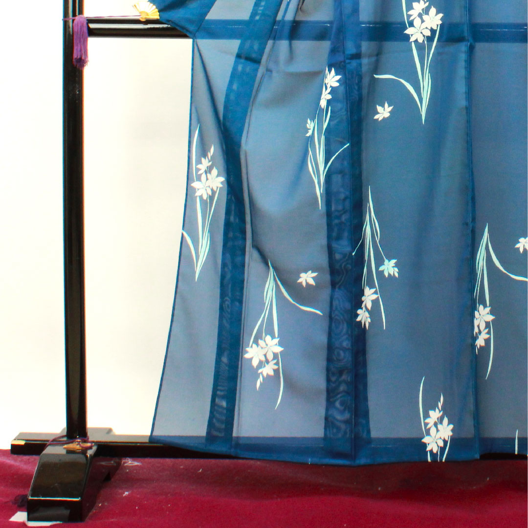 夏物 ポリエステル 小紋 身丈160cm 裄丈63cm 呉須色(ごすいろ) タマスダレ しつけ糸付き 未使用品 絽 Sランク 青系 1132000962417