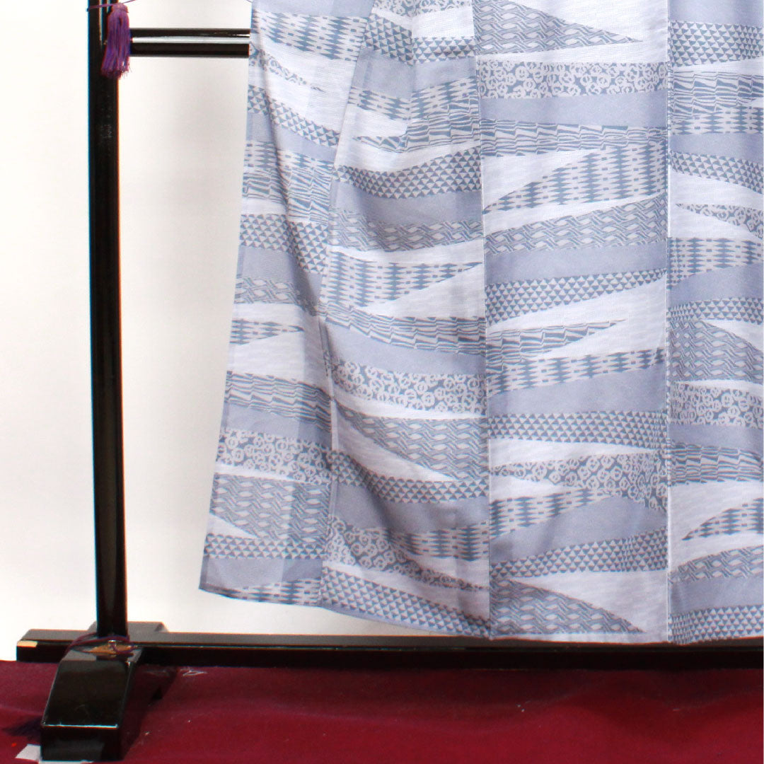 Summer kimono, polyester, komon, length 155.5cm, sleeve length 61.5cm, washable kimono, Edo komon, stencil dyeing, with basting thread, silk, A rank, gray, 1132000453322