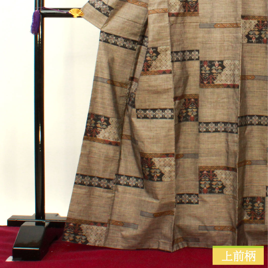 紬 正絹 身丈167.5cm 裄丈66cm 大島紬 9マルキ 抽象模様 Aランク 袷 茶系 1116003373514