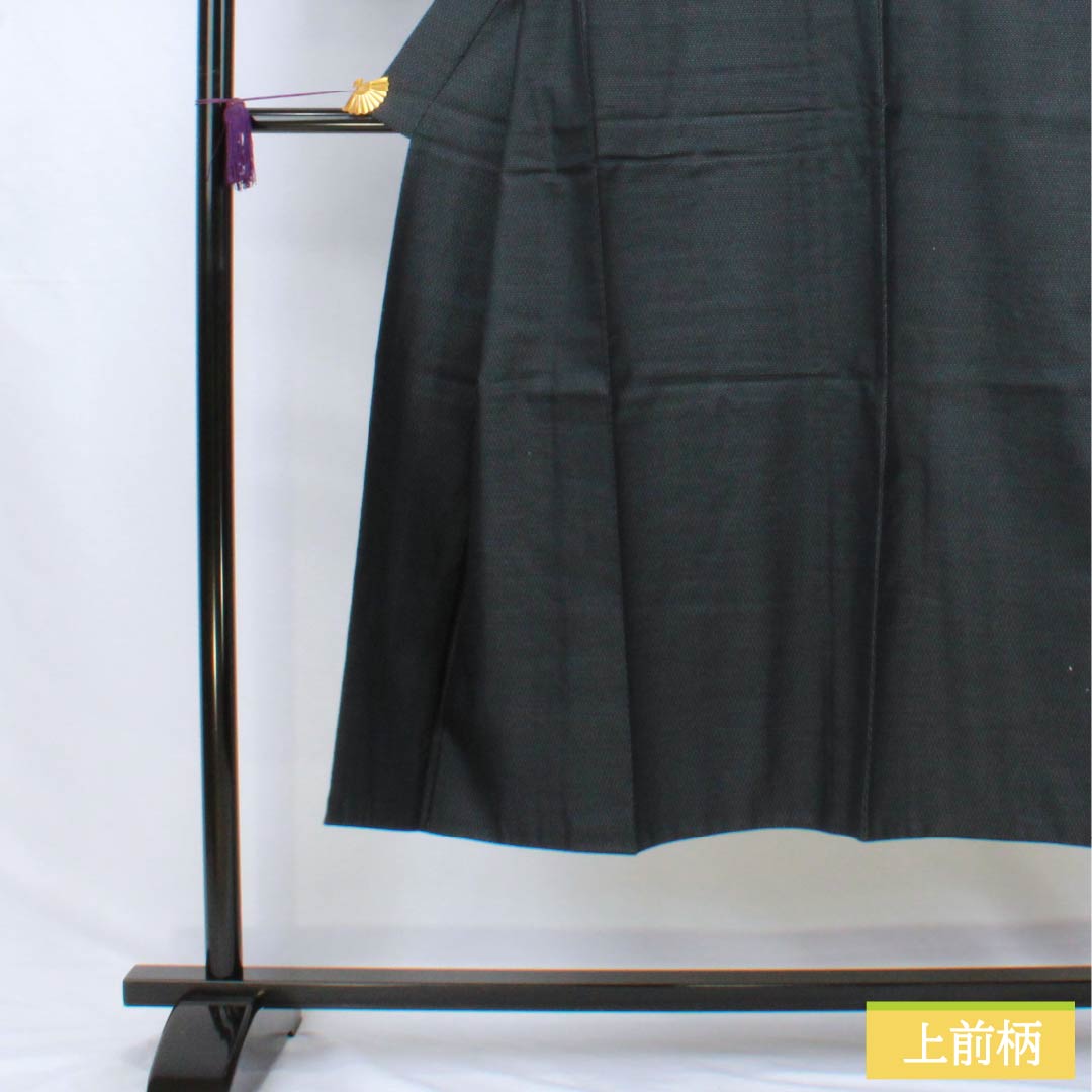 男物 正絹 Sランク 身丈140cm 裄丈68cm 相済茶色(あいすみちゃいろ) 亀甲 紬地 袷 紺系 1119001222418