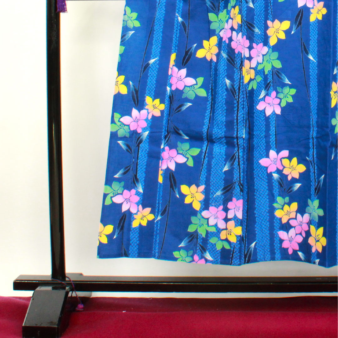 浴衣 濃桔梗色 すみれ 木綿 Sランク 単衣 身丈152cm 裄丈66.5cm 青系 1118001022217