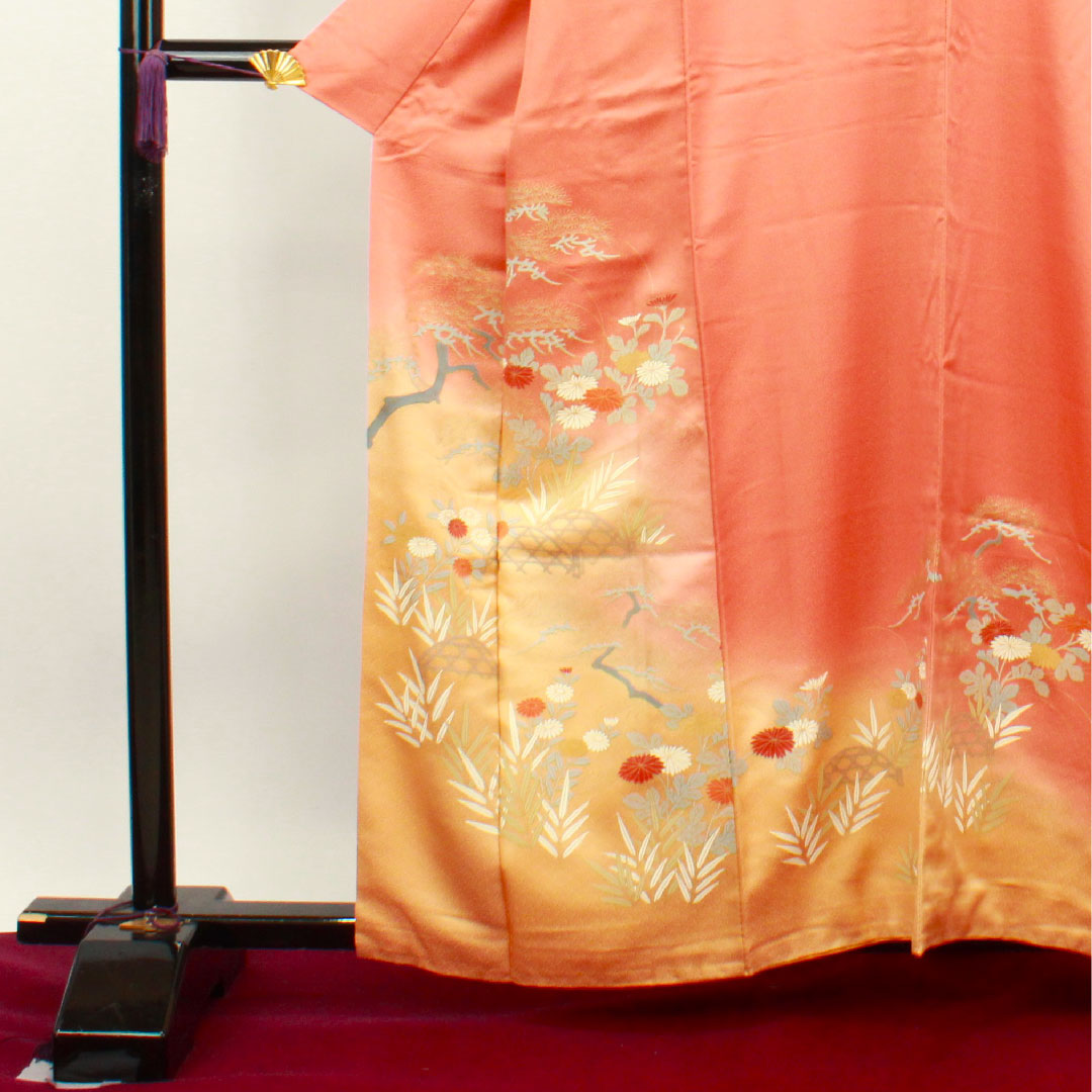 訪問着 正絹 袷 身丈161cm 裄丈63cm 珊瑚色 京友禅 菊 松 Aランク 橙系 1112002913426