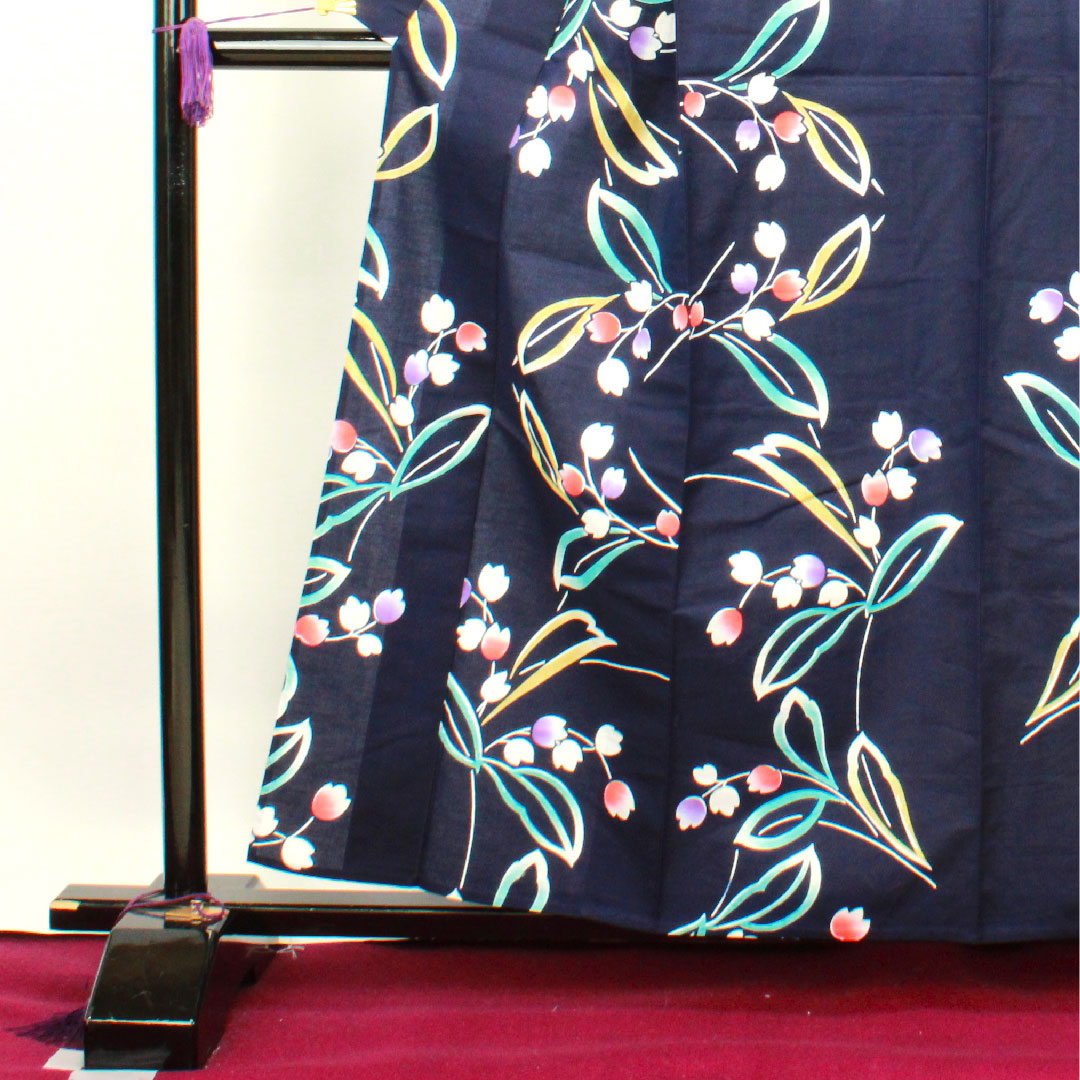 浴衣 紺色 鈴蘭 木綿 Sランク 単衣 身丈158.5cm 裄丈63cm 紺系 1118001812318