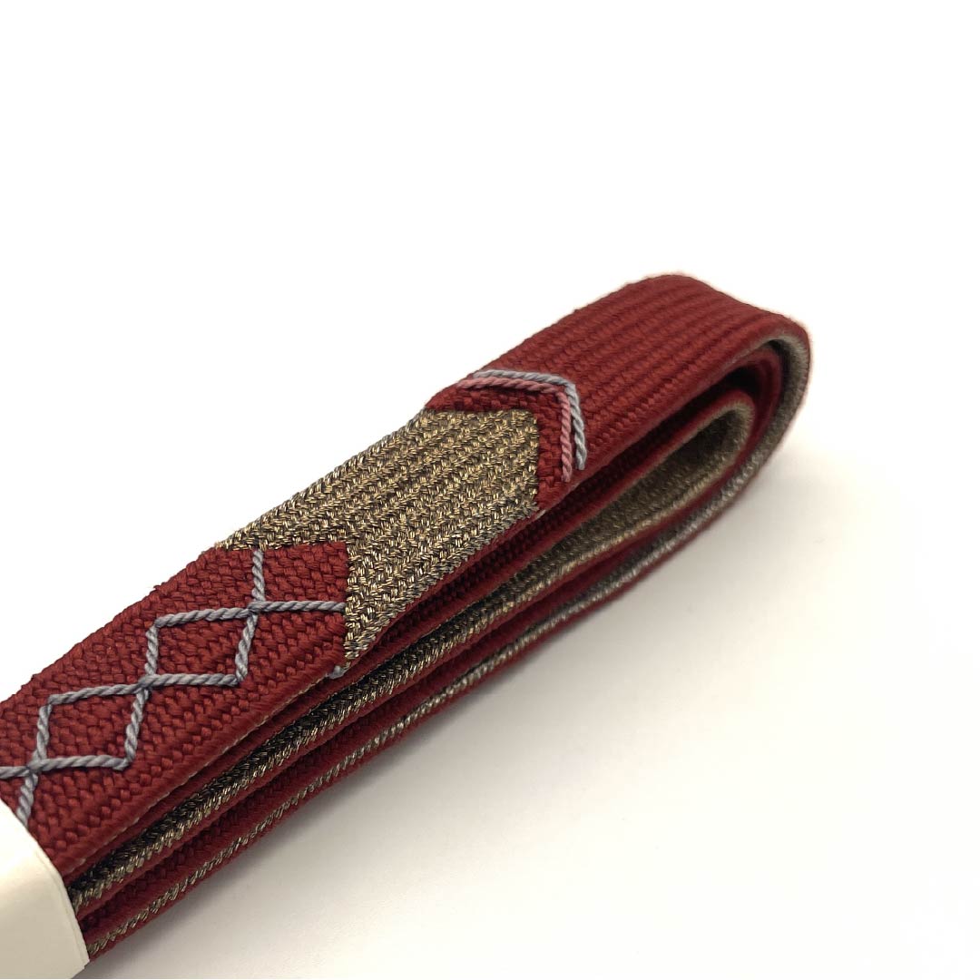 帯締め 正絹 四分紐 牛血紅色(ぎゅうけつこういろ) 矢羽根 長さ約159cm 幅約1.5cm カジュアル Sランク 茶系 1135003112314