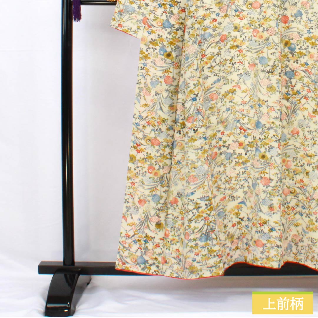 小紋 正絹 身丈154.5cm 裄丈63.5cm 袷 象牙色(ぞうげいろ) 型染 草花模様 Sランク クリーム系 1115005492215