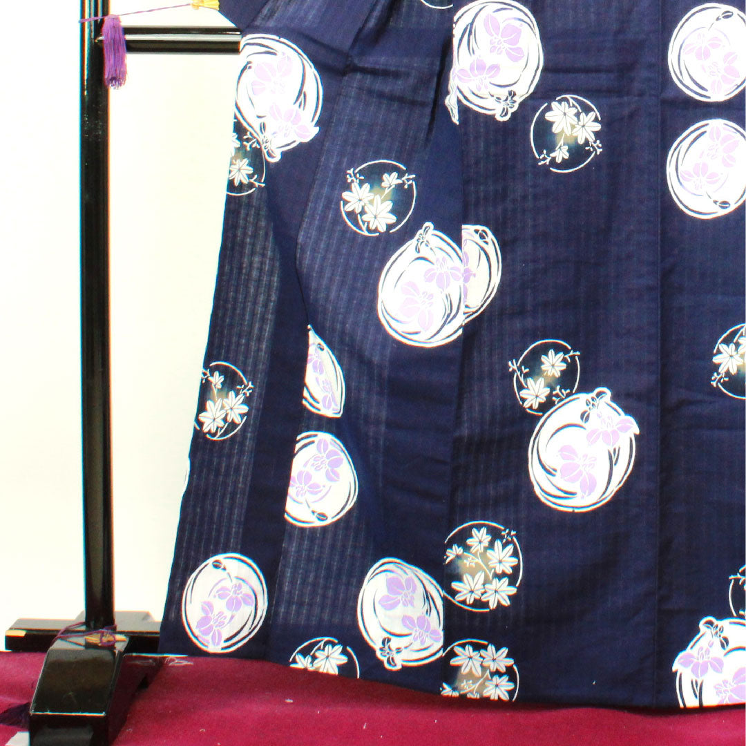 浴衣 しつけ糸付き 未使用品 濃紺色 菖蒲 木綿 Sランク 単衣 身丈166cm 裄丈67.5cm 紺系 1118002822518
