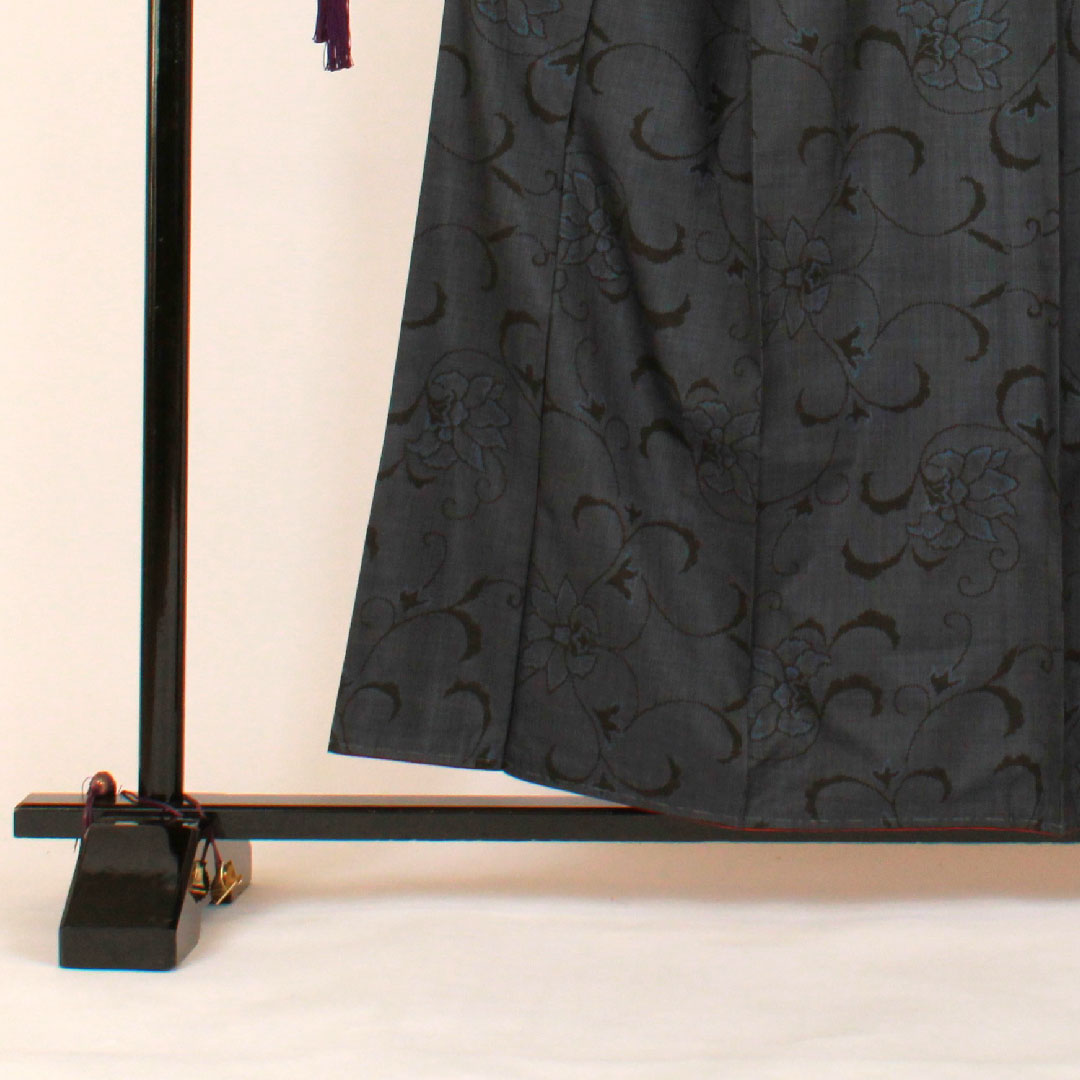 大島紬 身丈159cm 裄丈63cm 一元絣 唐草模様 正絹 Sランク 袷 紺系 1116000762318