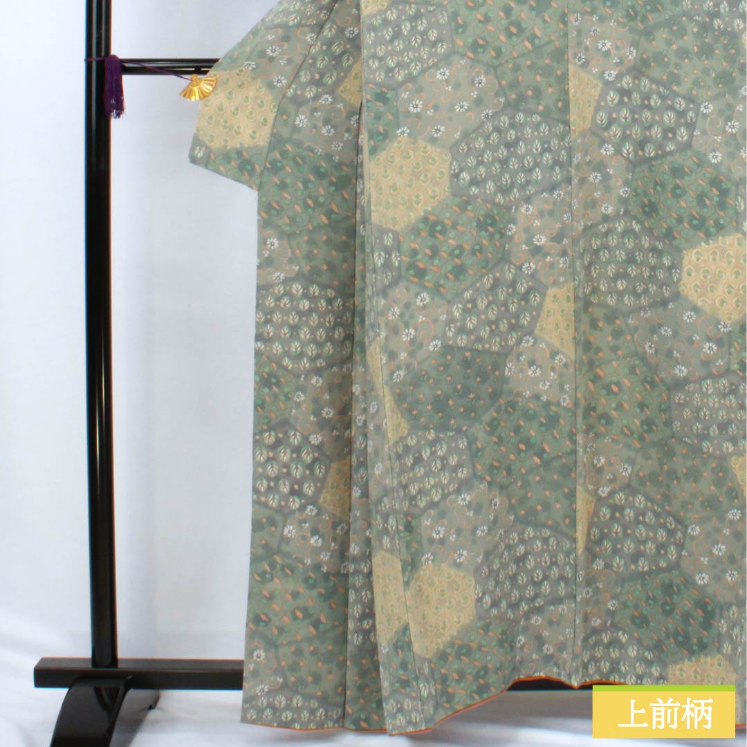 Komon silk S-rank kimono, length 159cm, sleeve length 64cm, lined, Rikyu gray (Rikyu Nezumiiro) crepe fabric, split, chintz, stencil dyed, green, 1115006522319