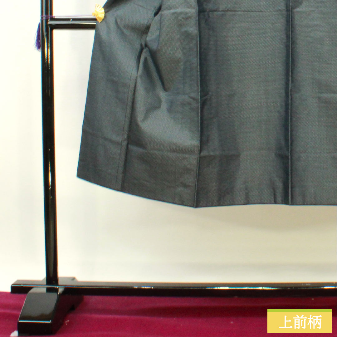 男物 正絹 身丈133cm 裄丈67.5cm 大島紬 幾何学模様 Aランク 袷 紺系 1119000773318