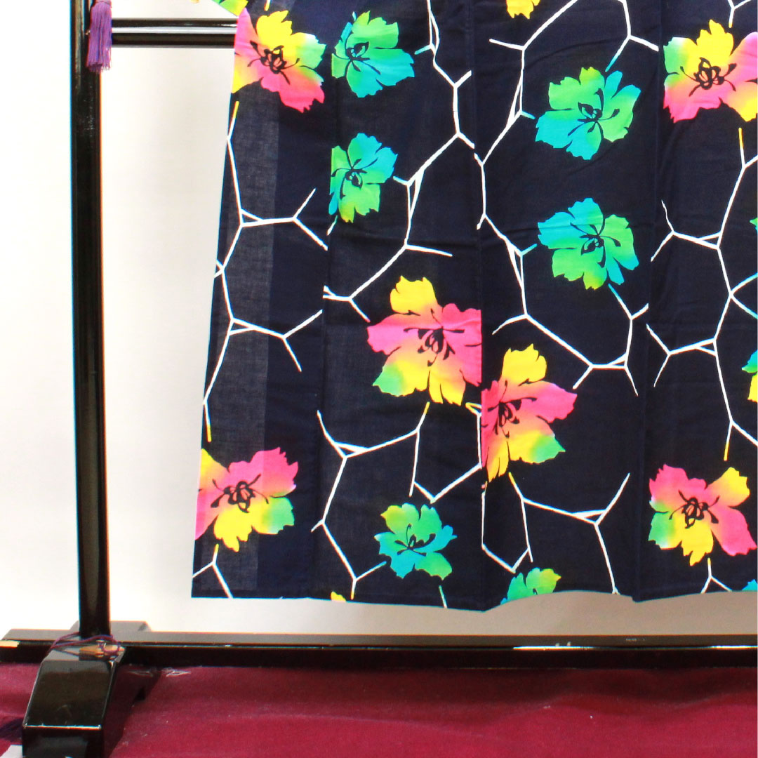浴衣 濃紺色 抽象花 木綿 Sランク 単衣 身丈152cm 裄丈63.5cm 紺系 1118003392218