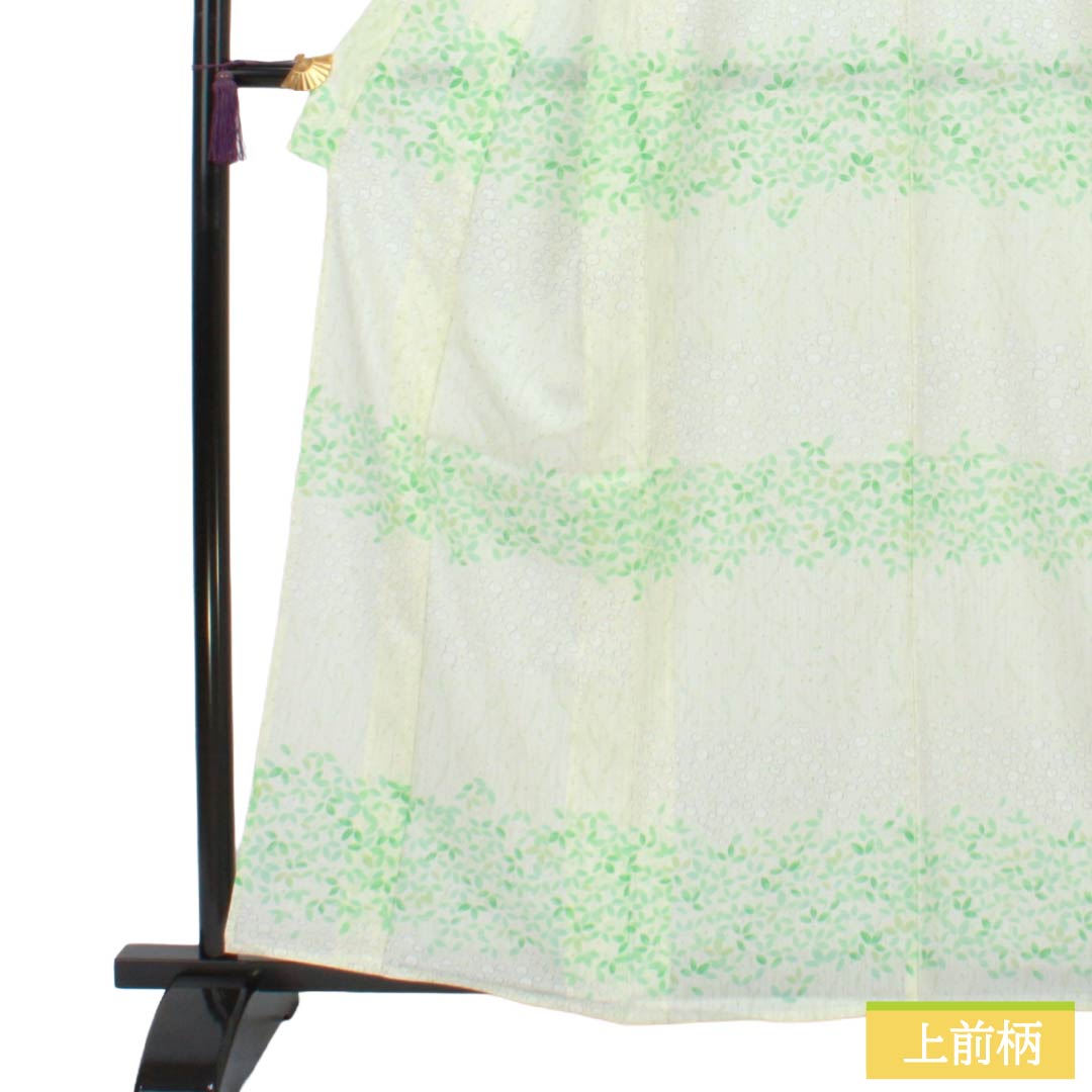 夏物 ポリエステル 小紋 Sランク 身丈161.5cm 裄丈64.5cm 乳白色(にゅうはくしょく) 型染 葉模様 横段 絽 白系 1132004952411