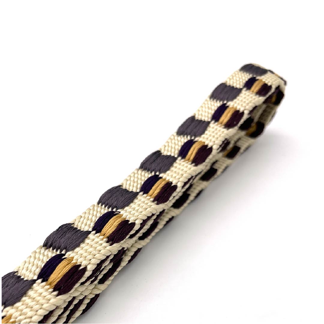 (新古品) 帯締め 正絹 四分紐 練色(ねりいろ) 平田組紐 綾竹鎧組 長さ約171cm 幅約1.8cm カジュアル NEWランク ベージュ系 1135003361425