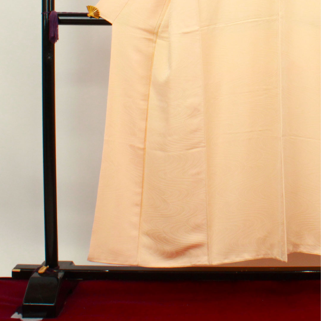 色無地 正絹 薄肌色 流水 五三桐 身丈153.5cm 裄丈64cm 袷 Aランク 橙系 1114000993226
