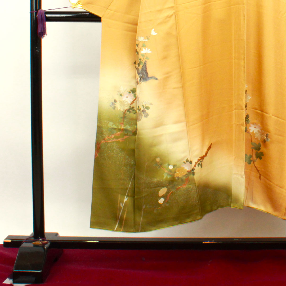 Homongi, pure silk, lined, length 147cm, sleeve length 63cm, light tangerine color, gold leaf finish, floral pattern, S rank, yellow, 1112003092123