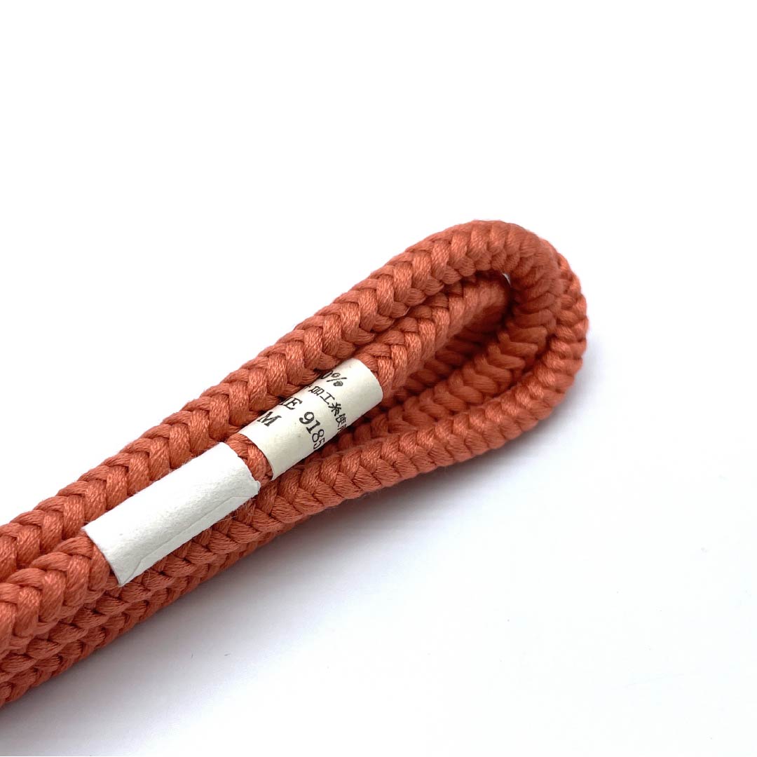 帯締め 正絹 似紅色(にせべにいろ) 無地 丸組 長さ約158cm 幅約0.9cm カジュアル Sランク 茶系 1135003152314