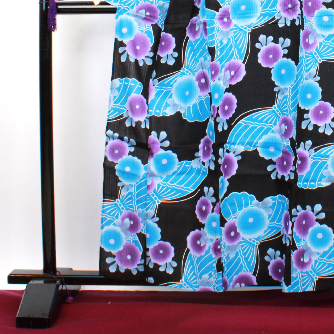浴衣 蝶 花模様 木綿 Aランク 単衣 身丈160.5cm 裄丈67cm 黒系 1118001093410