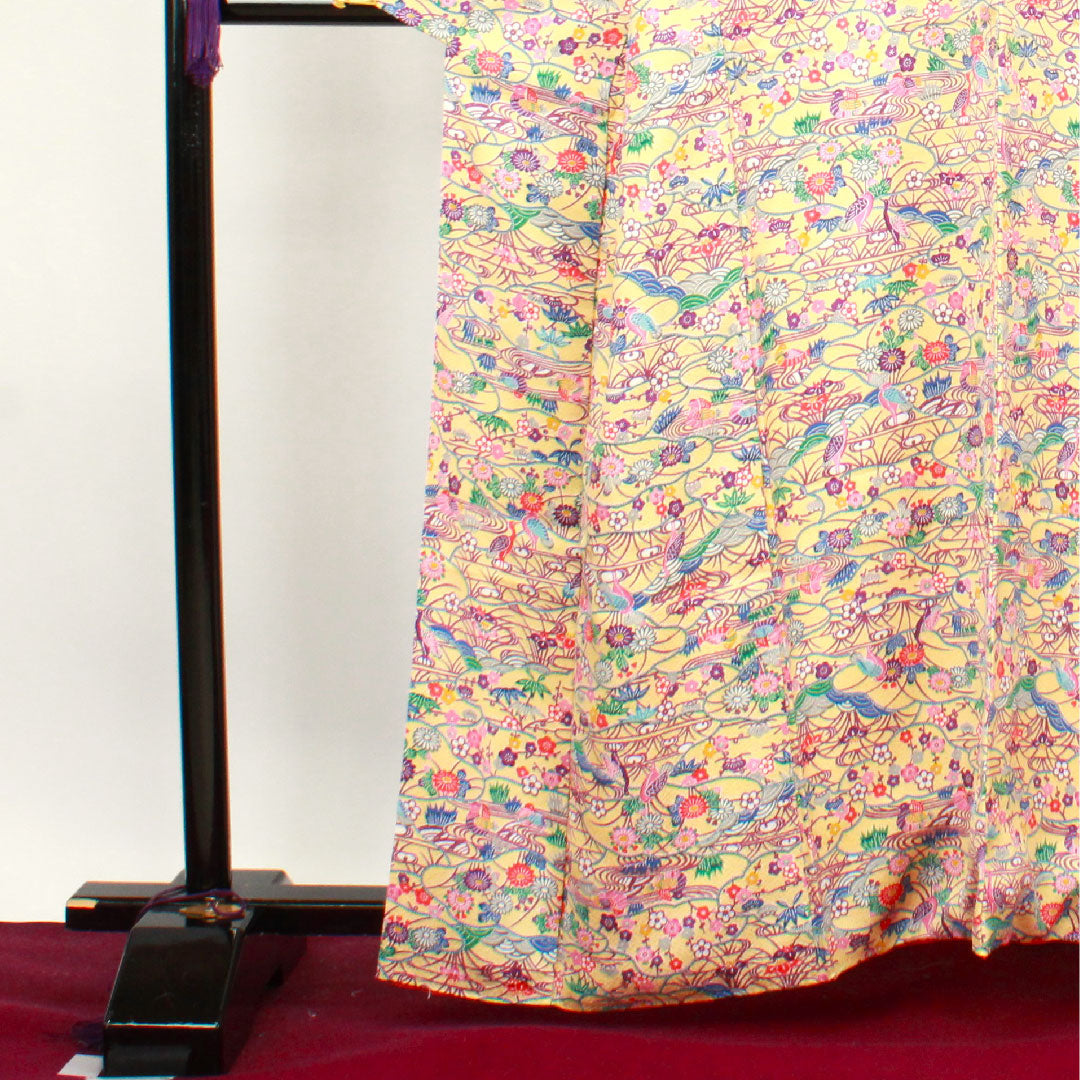 小紋 身丈161.5cm 裄丈65cm 袷 しつけ糸付き 未使用品 薄柑子色 型染 吉祥文様 正絹 Sランク 黄系 1115003392423