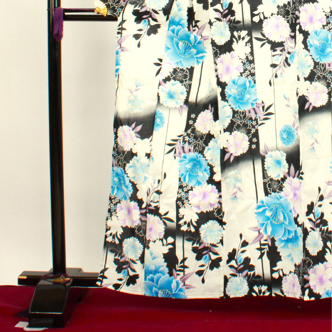 浴衣 モノトーン 桜 市松 木綿 Aランク 単衣 身丈163cm 裄丈65.5cm 白系 1118001633411